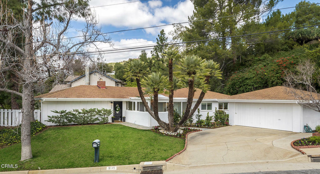Property Photo: 5045 Redwillow Lane CA 91011