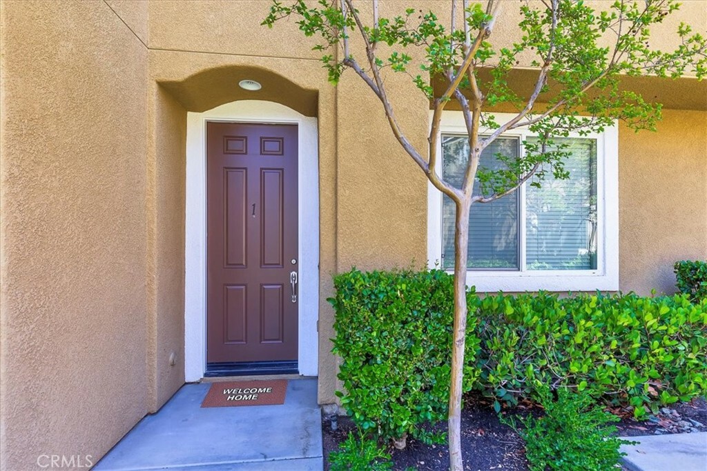 Property Photo: 27569 Viridian Street 1 CA 92562