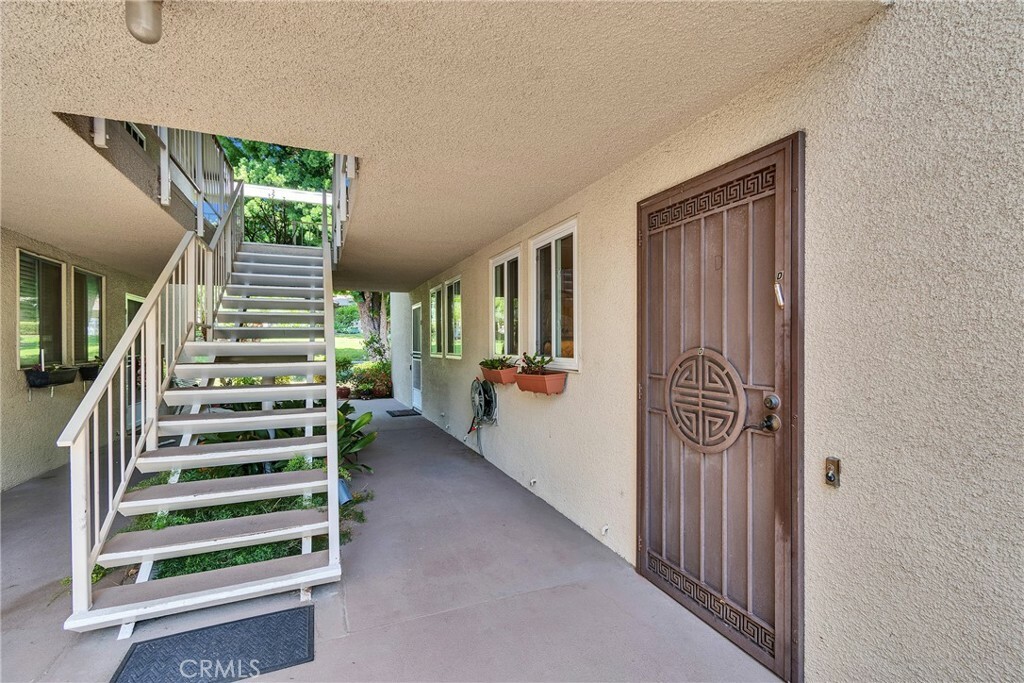 Property Photo: 521 Calle Aragon D CA 92637