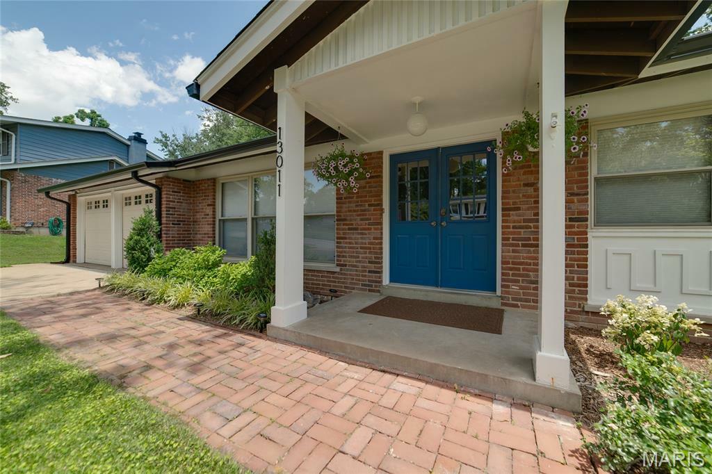 Property Photo: 13011 Ambois Drive MO 63141