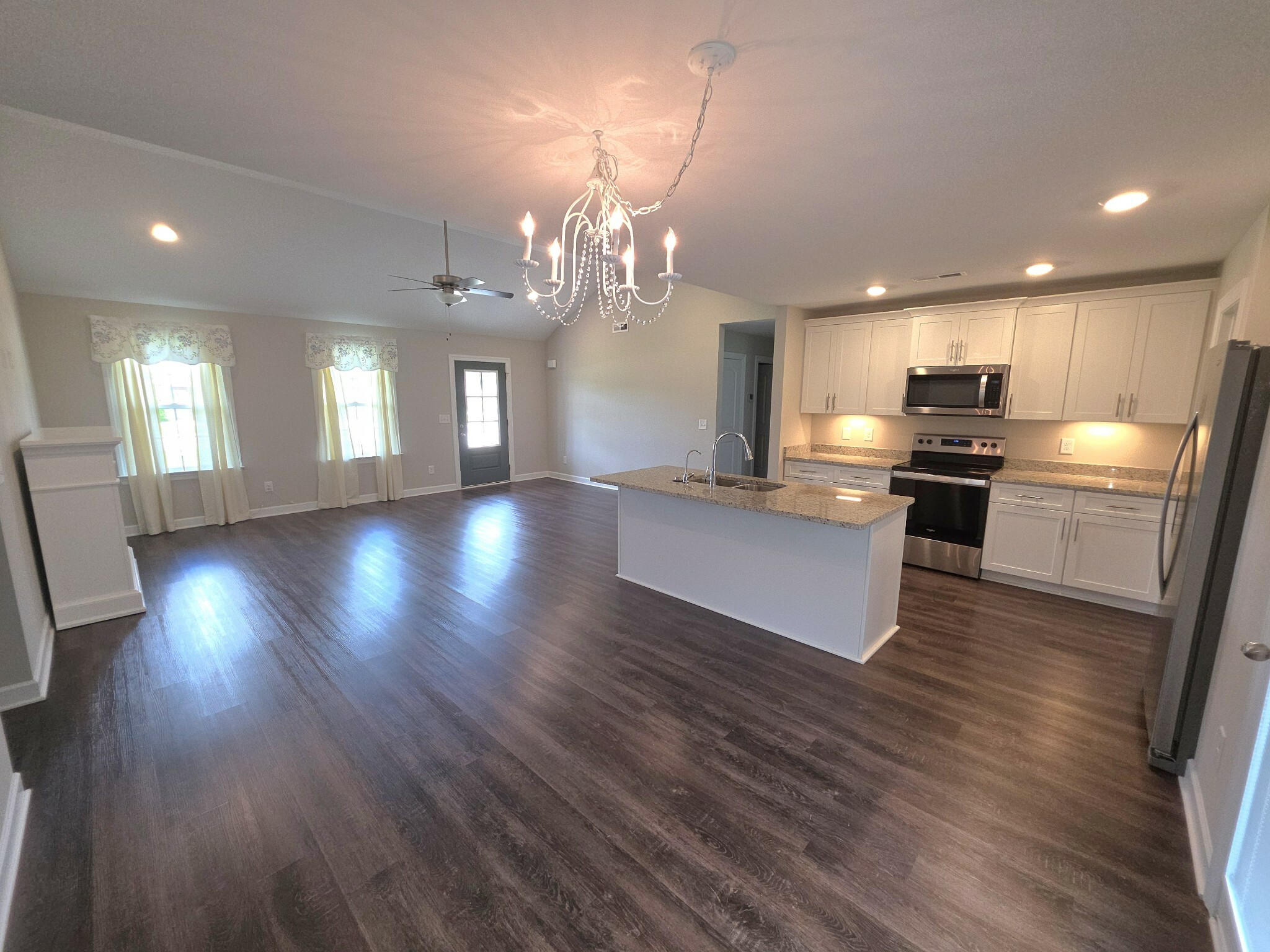Property Photo: 17 Pinnacle Point Ln TN 37388