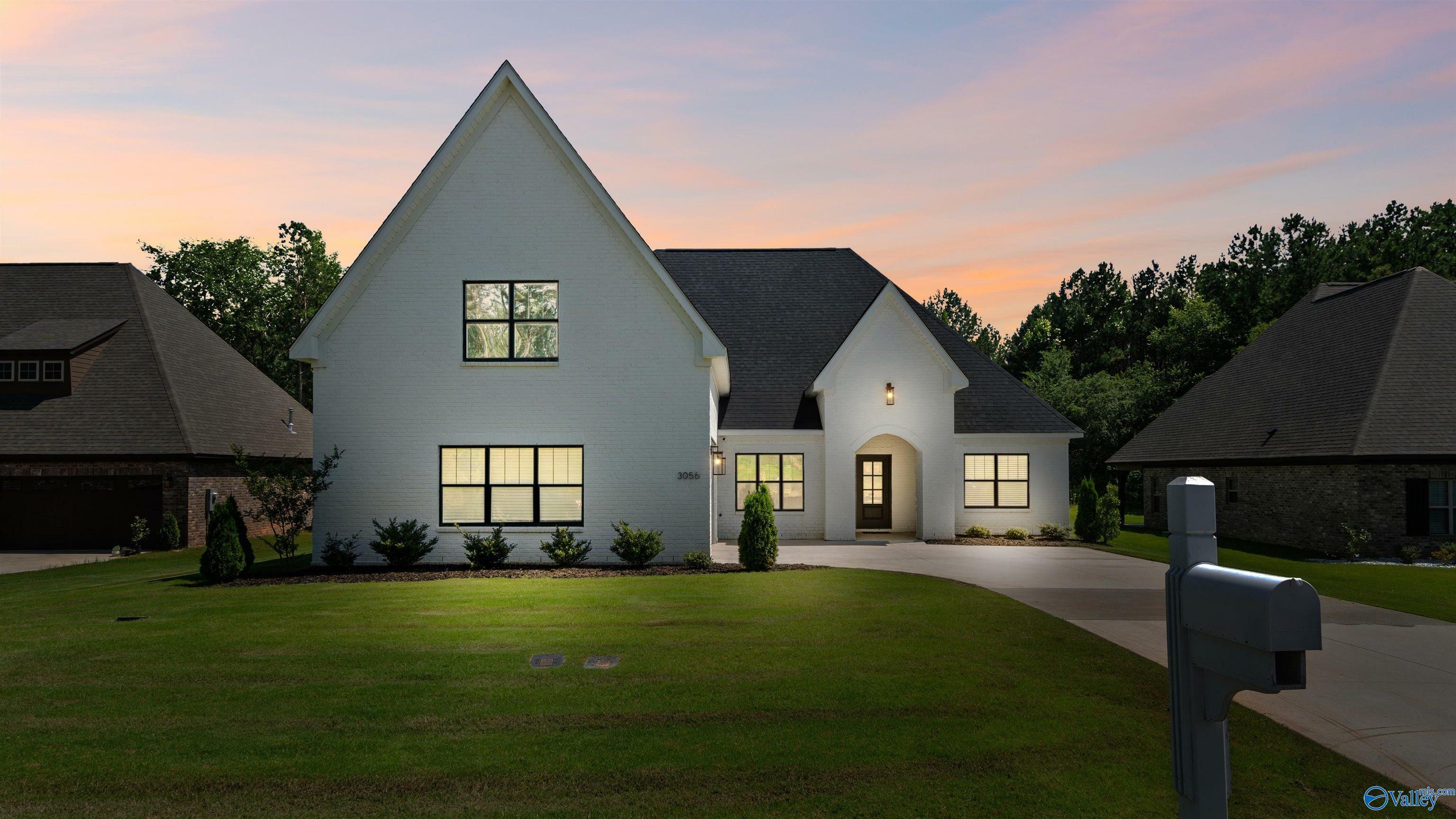 Property Photo:  3056 Cherokee Ridge Drive  AL 35175 