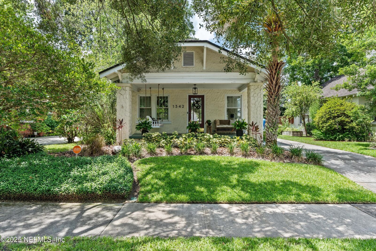 Property Photo: 1342 Hollywood Avenue FL 32205