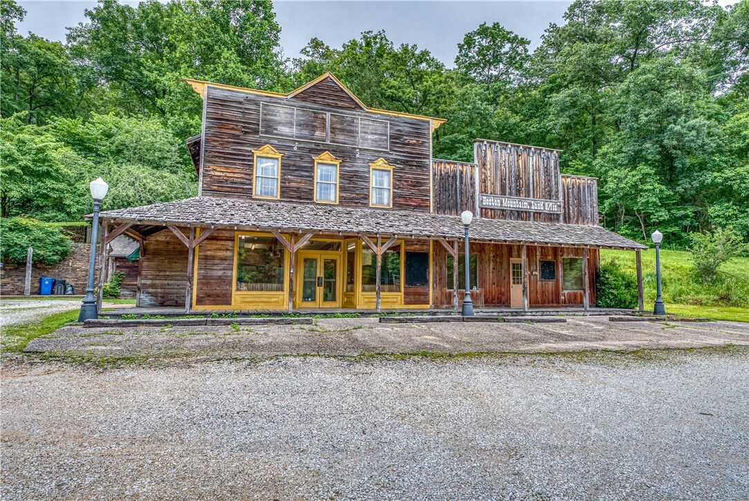 Property Photo: 3451 Ar 7 Hwy N AR 72641