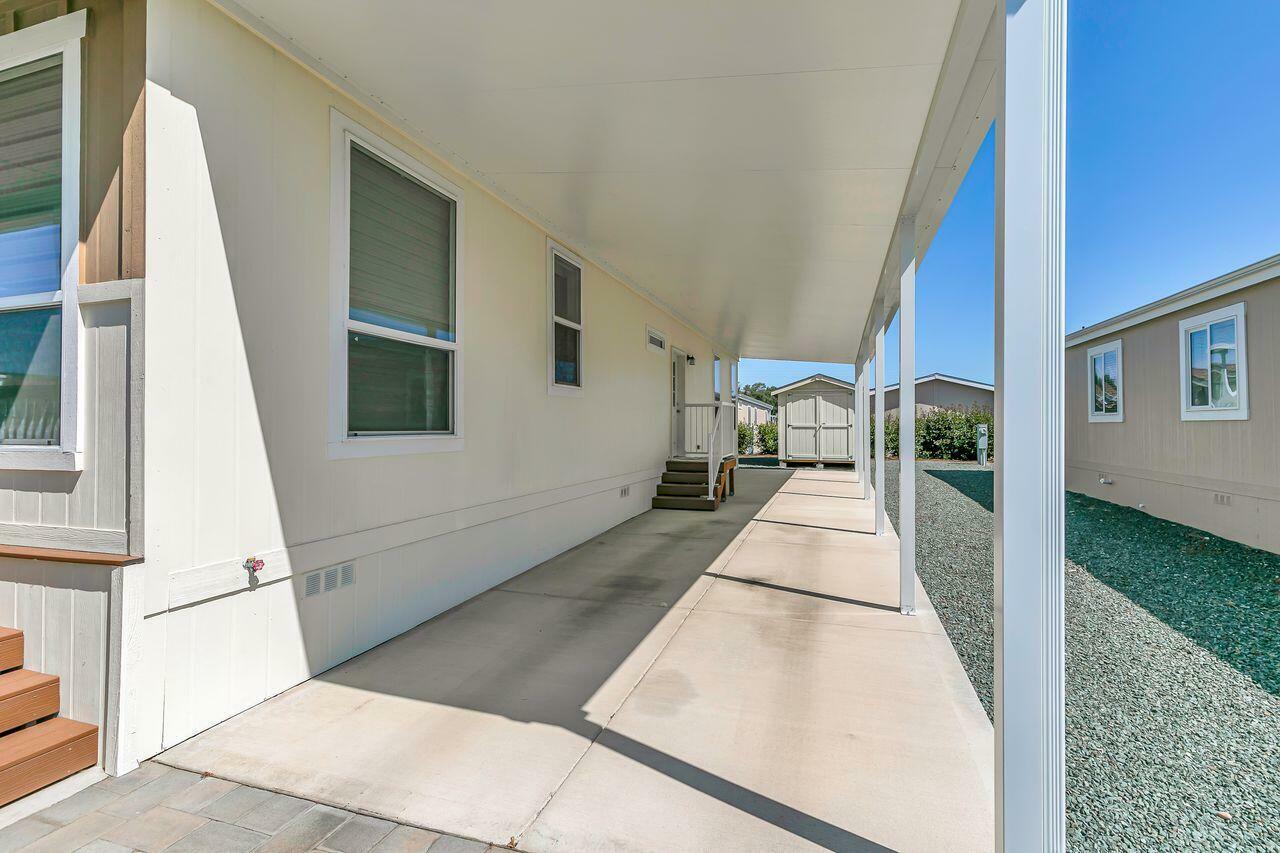 Property Photo: 9555 S Pacific Highway 48 OR 97501