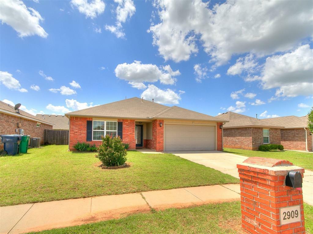 Property Photo: 2909 Thompson Farm Lane OK 73099