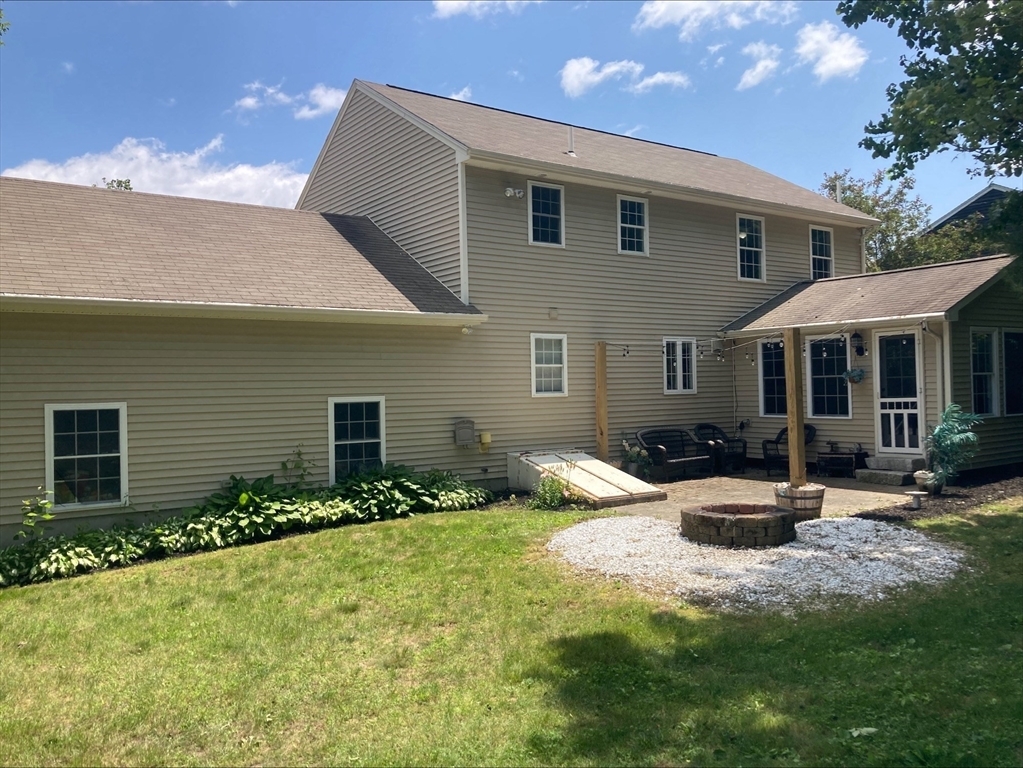Property Photo: 337 Mason Rd Ext MA 01571