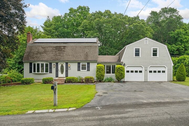 103 Central St  Newbury MA 01922 photo