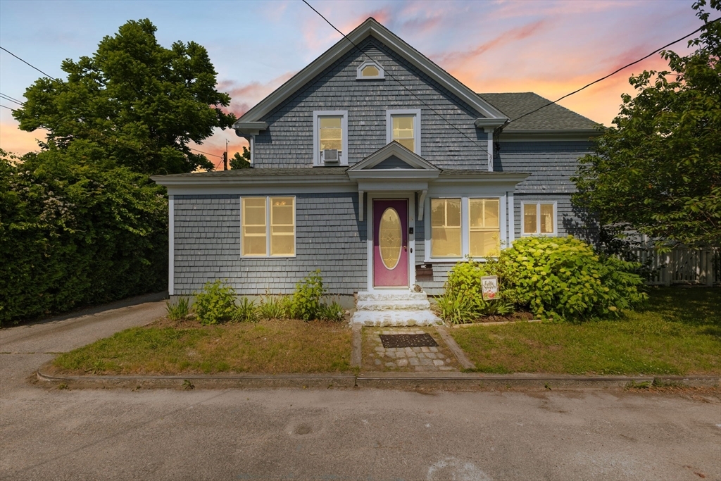 4 S Cornell Ave  Warren RI 02885 photo