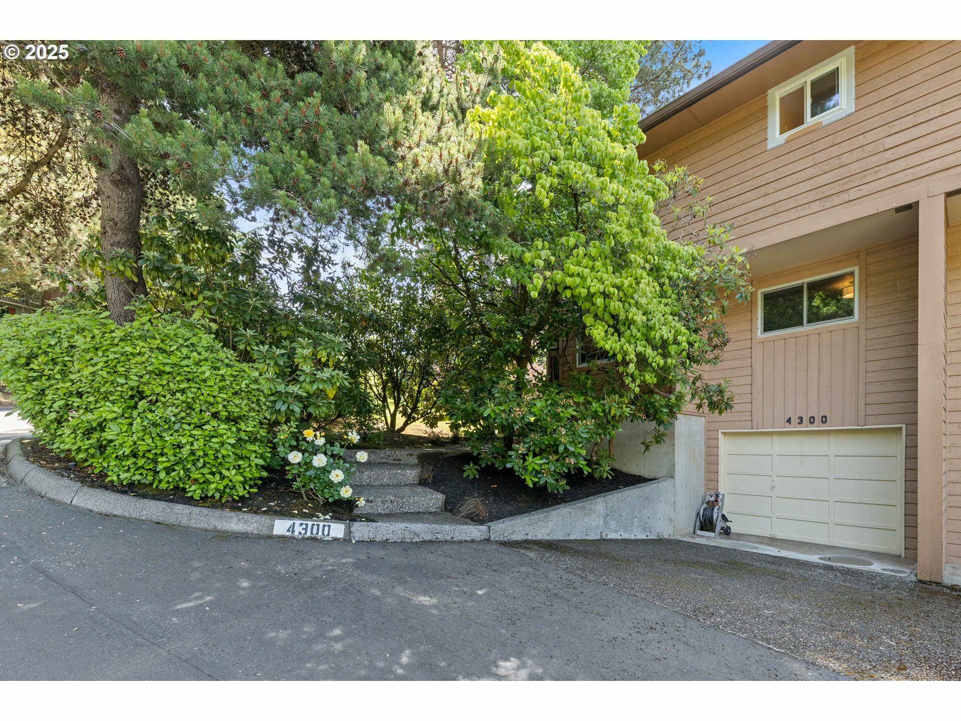 4300 Botticelli St  Lake Oswego OR 97035 photo