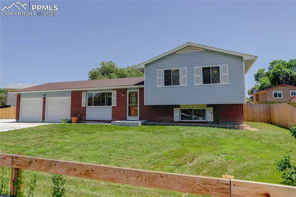 Property Photo: 6925 Burroback Avenue CO 80911