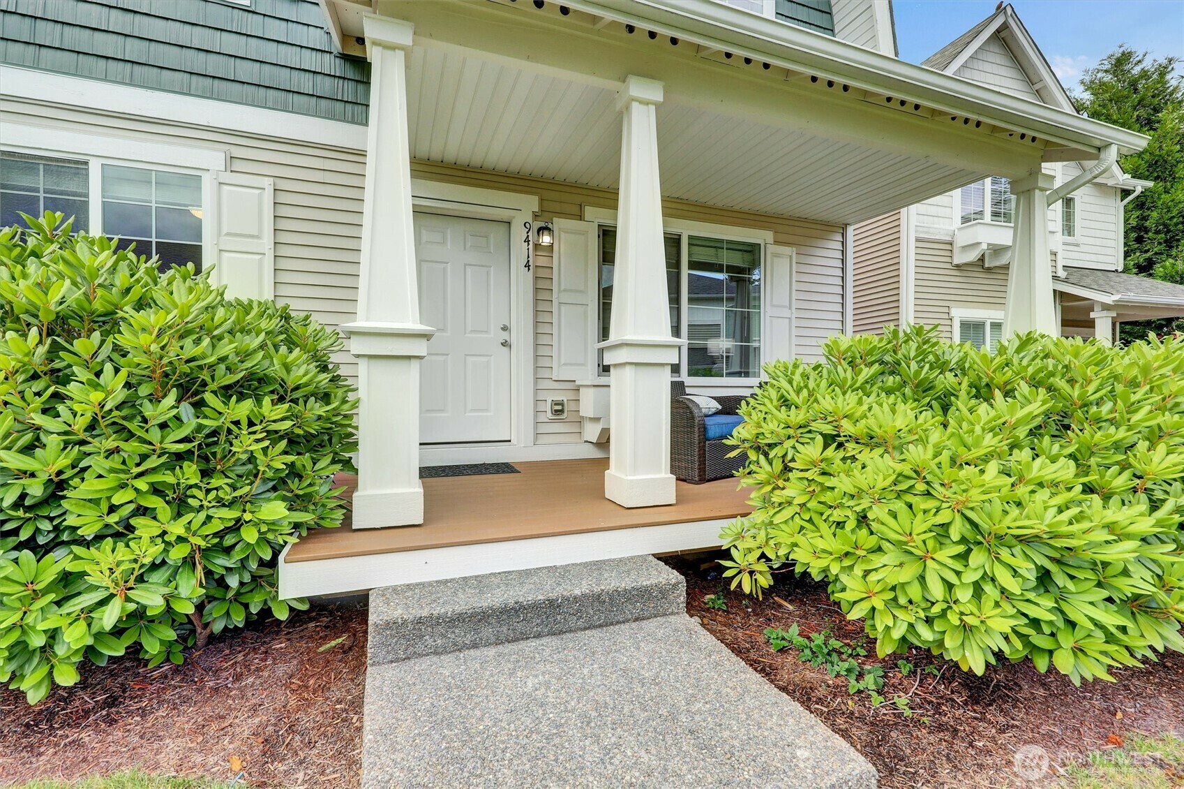 Property Photo: 9414 Hancock Avenue SE WA 98065