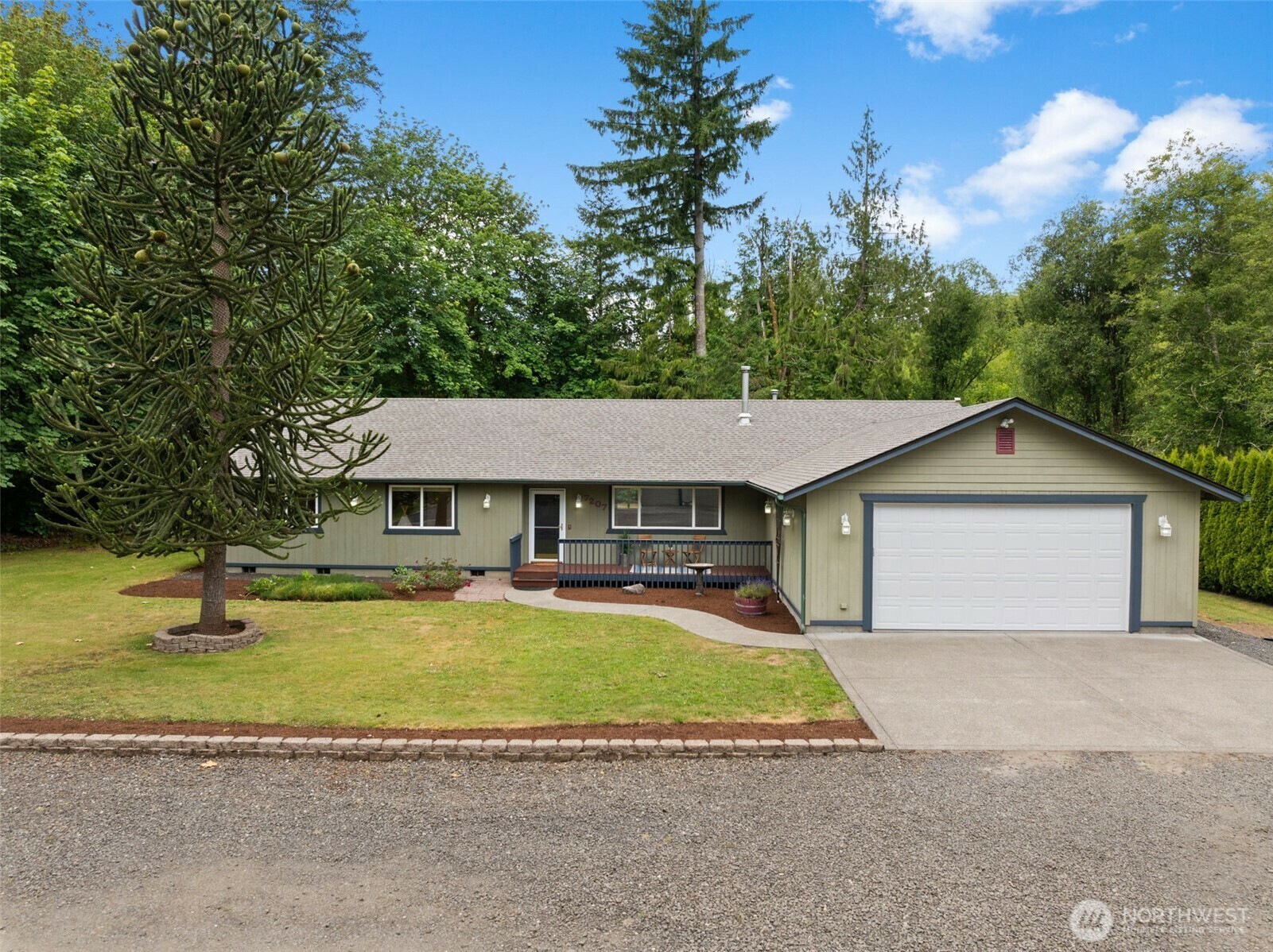 Property Photo: 7207 Lakeside St SW WA 98512