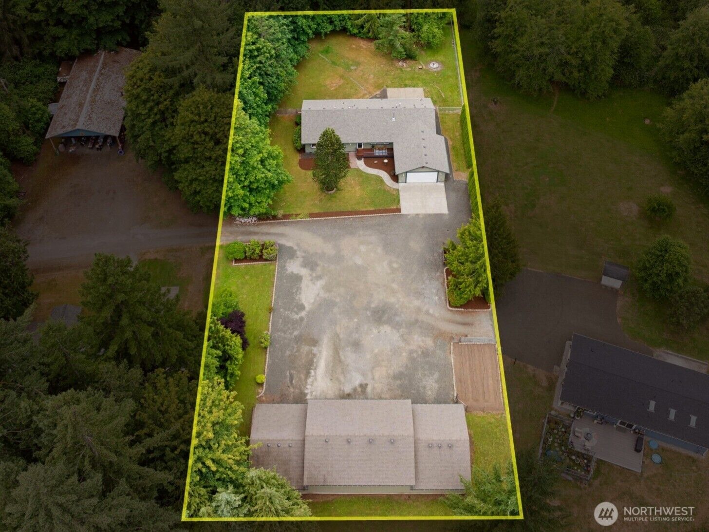 Property Photo: 7207 Lakeside St SW WA 98512