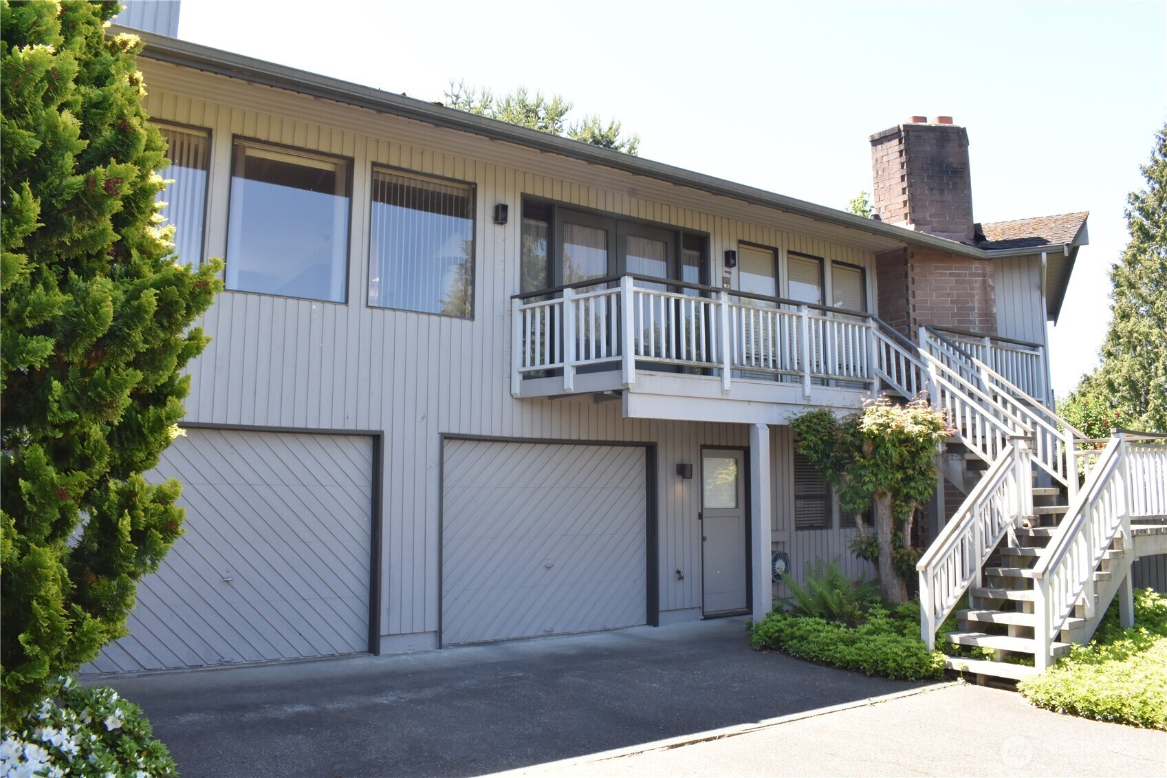 Property Photo: 5004 27th Avenue W WA 98203