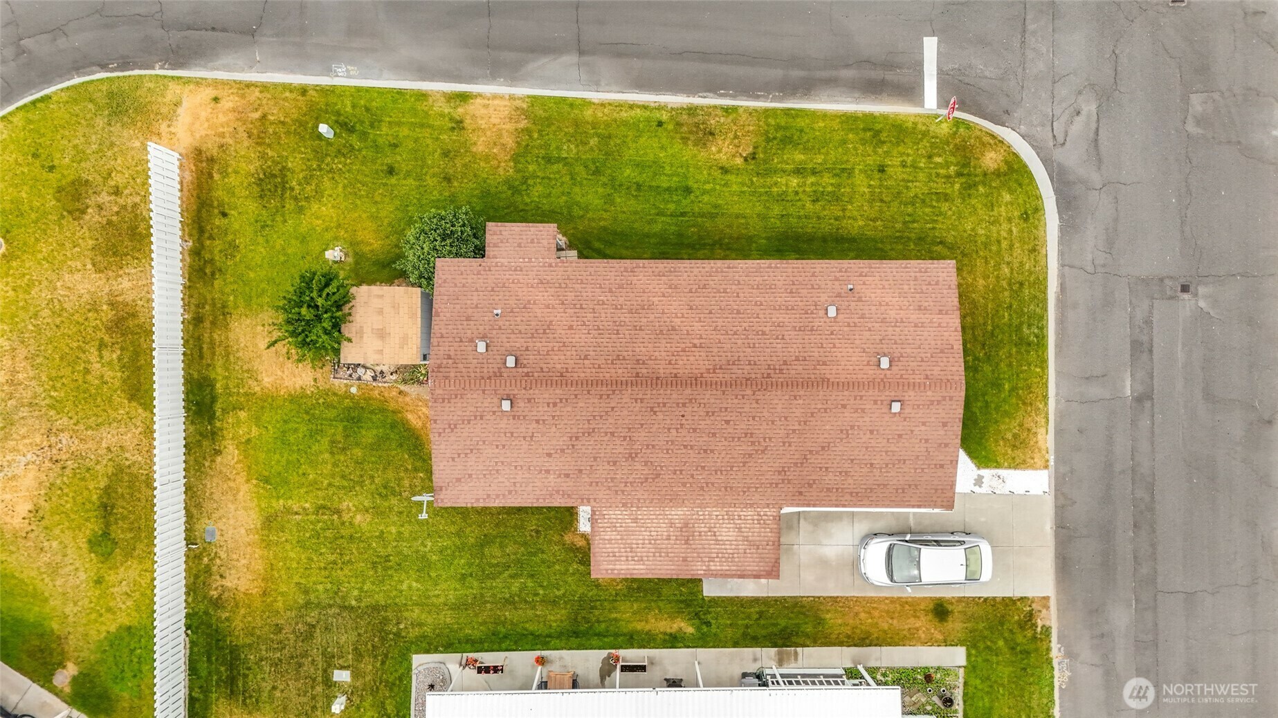 Property Photo:  2240 W Broadway Avenue 22  WA 98837 