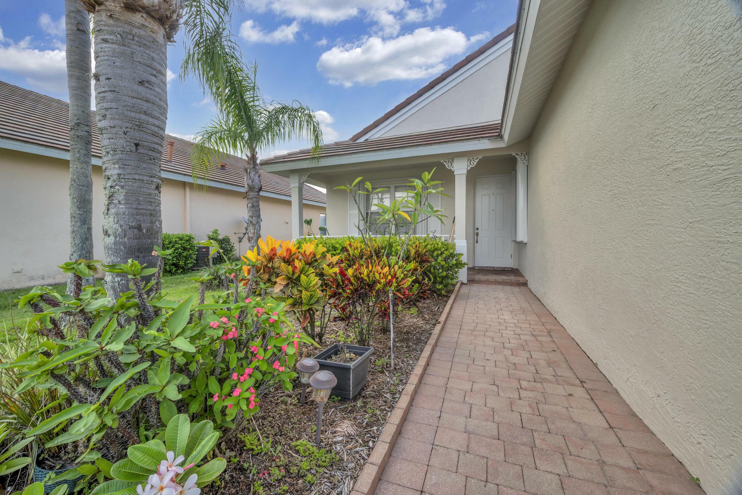Property Photo: 113 NW Swann Mill Circle FL 34986