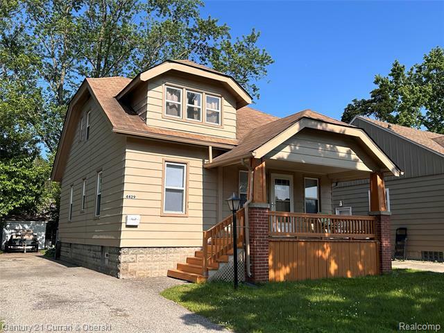 Property Photo: 4429 Newberry Street MI 48184