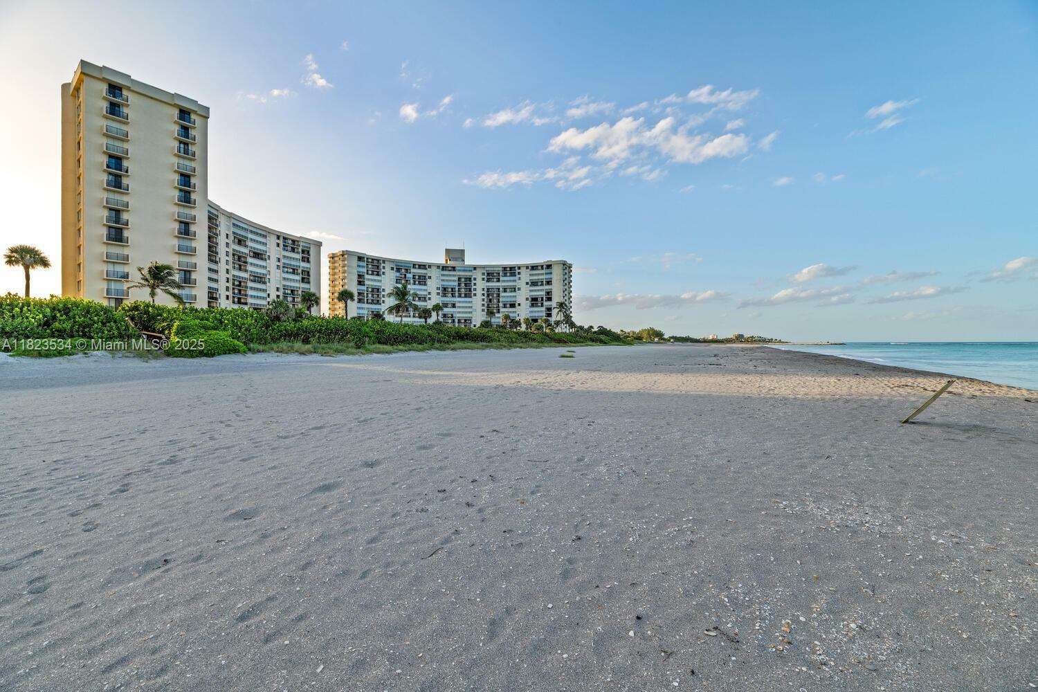 Property Photo: 200 Ocean Trail Way 701 FL 33477