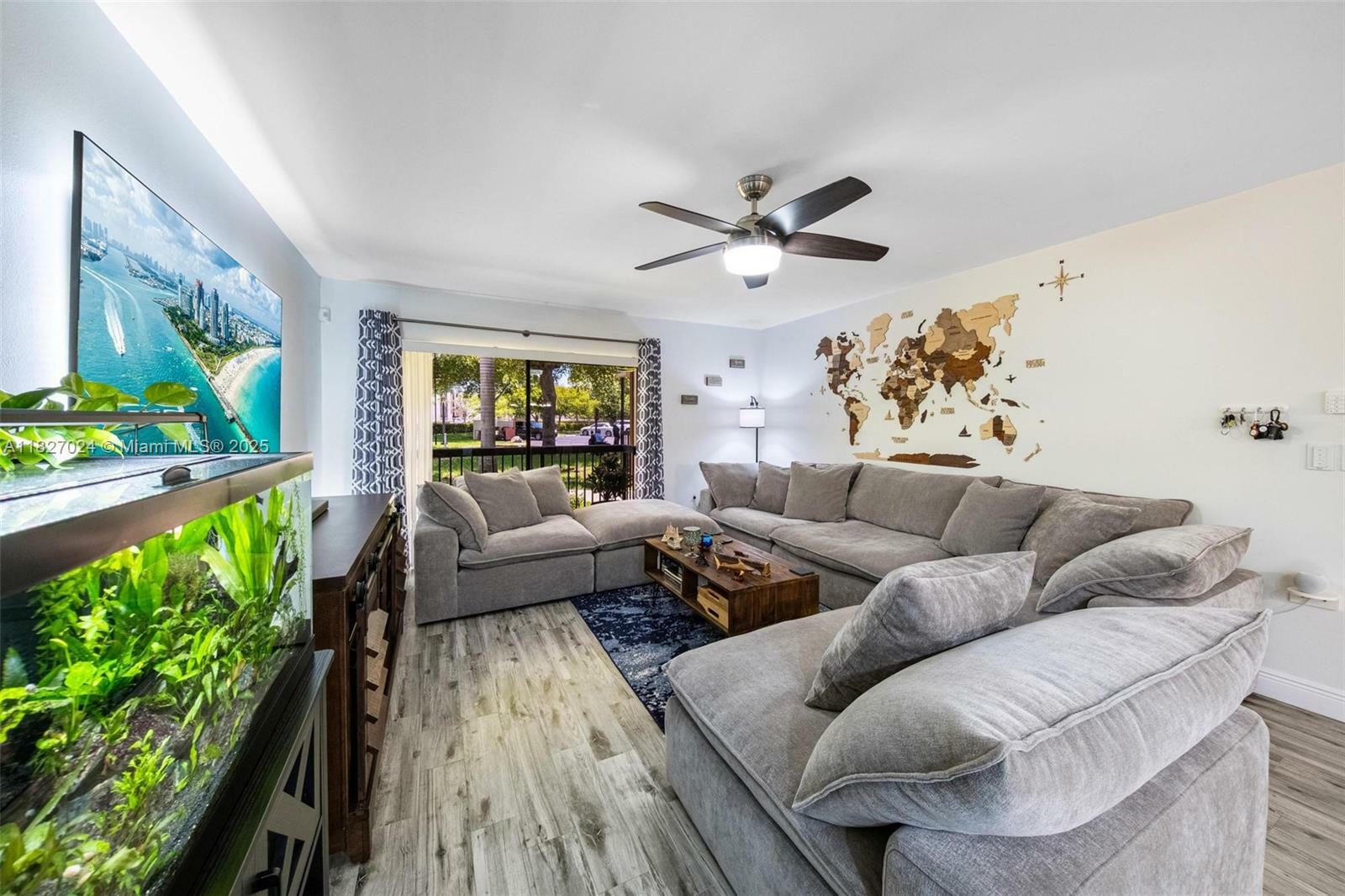 Property Photo:  7925 SW 86th St 903  FL 33143 