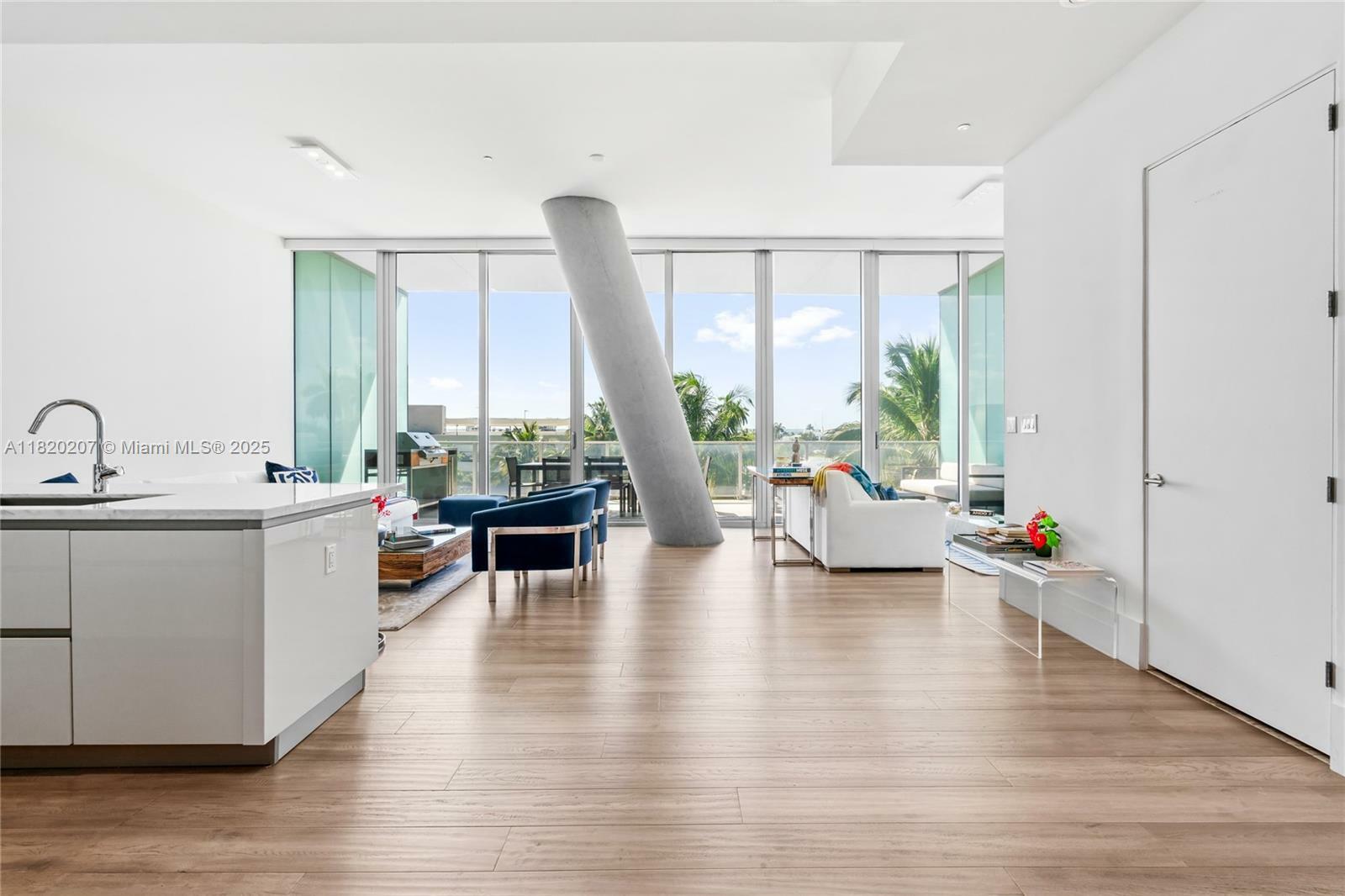 2675 S Bayshore Dr 403S  Miami FL 33133 photo