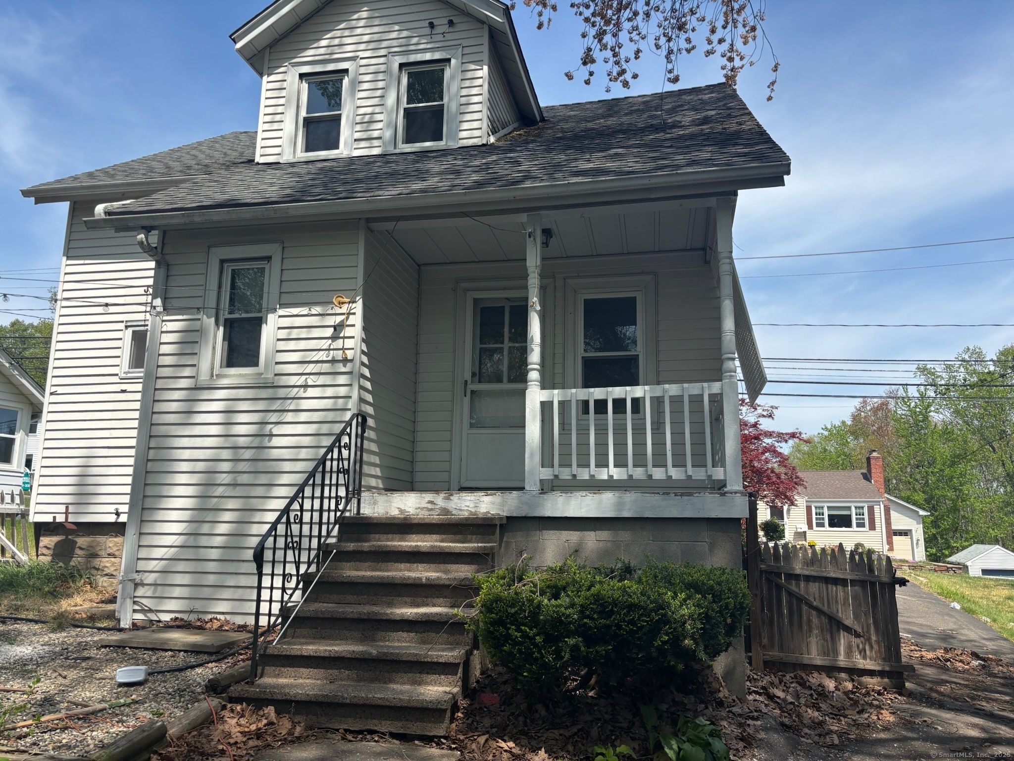 Property Photo: 97 Capen Street CT 06095