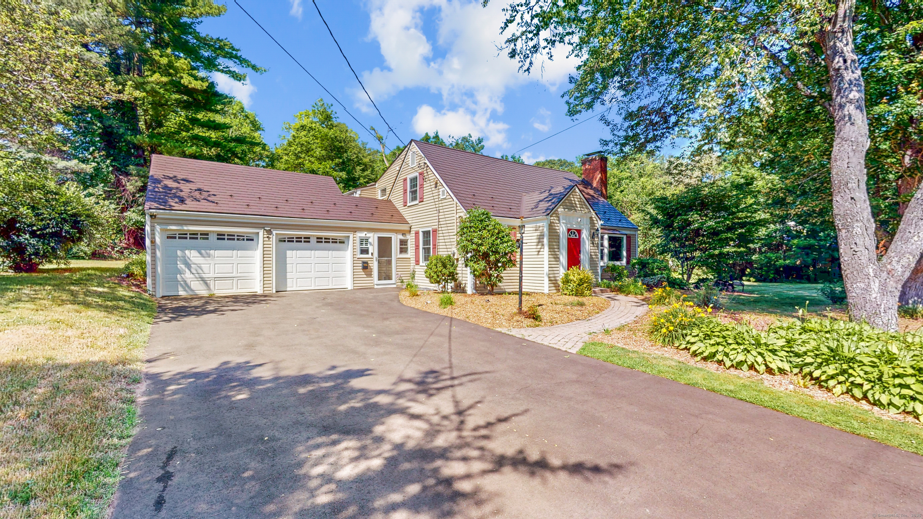 Property Photo: 9 Selden Hill Drive CT 06107