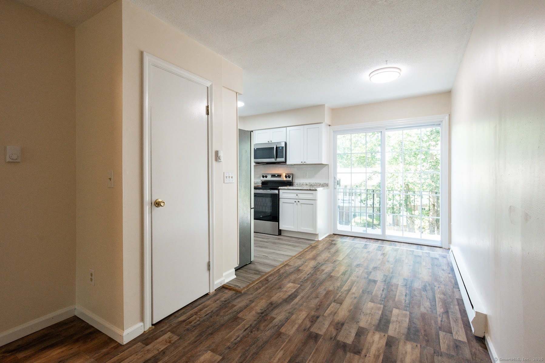 Property Photo: 122 Queens Road 122 CT 06790
