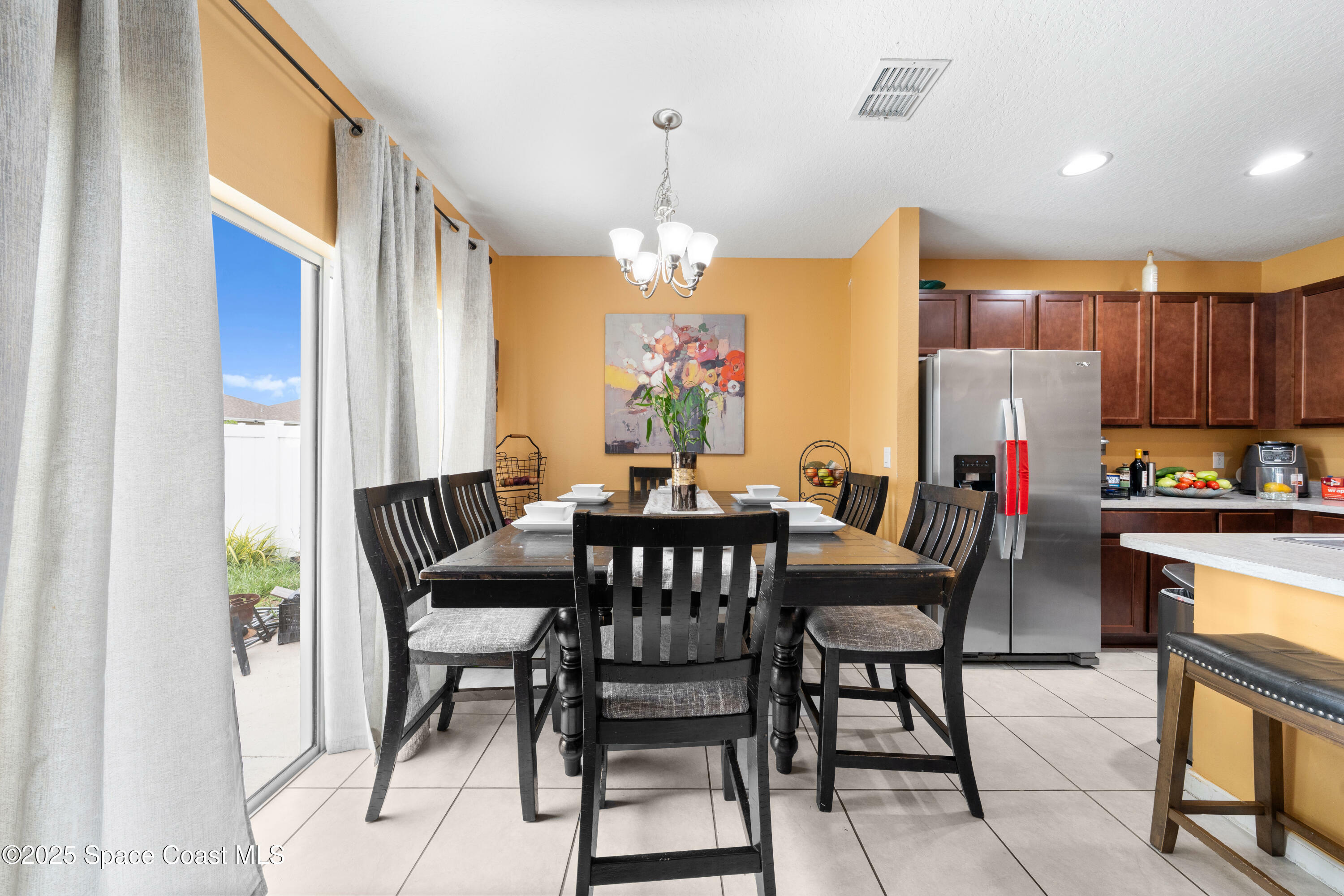 Property Photo:  739 Jefferson Street  FL 33837 