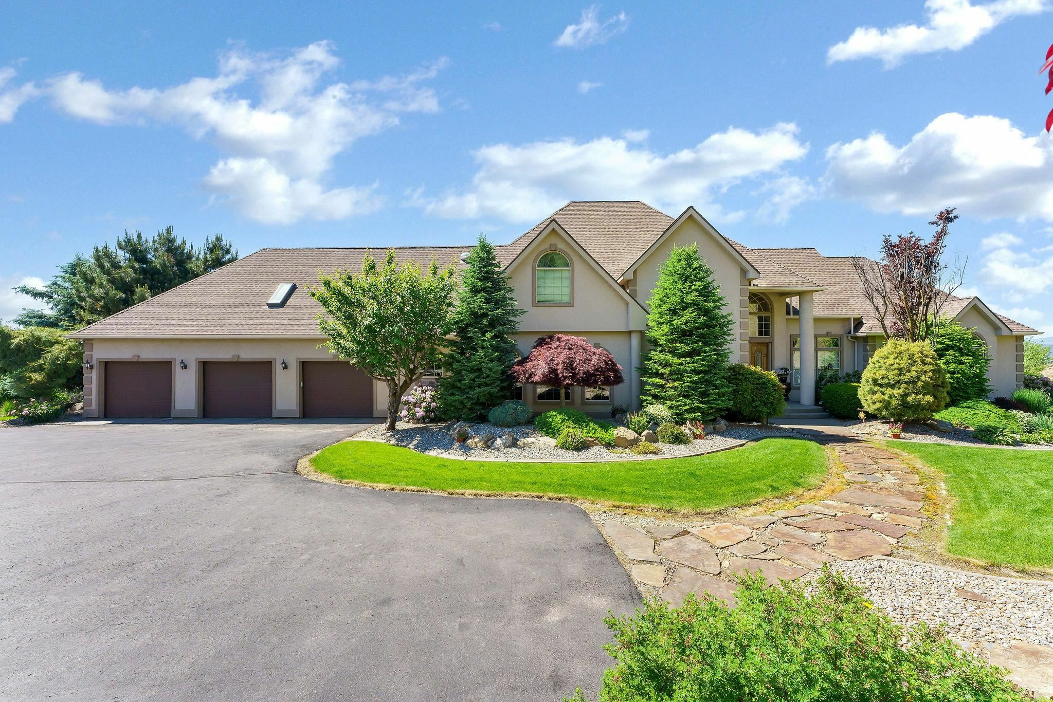 Property Photo:  20915 E Jesse Ln  WA 99016 