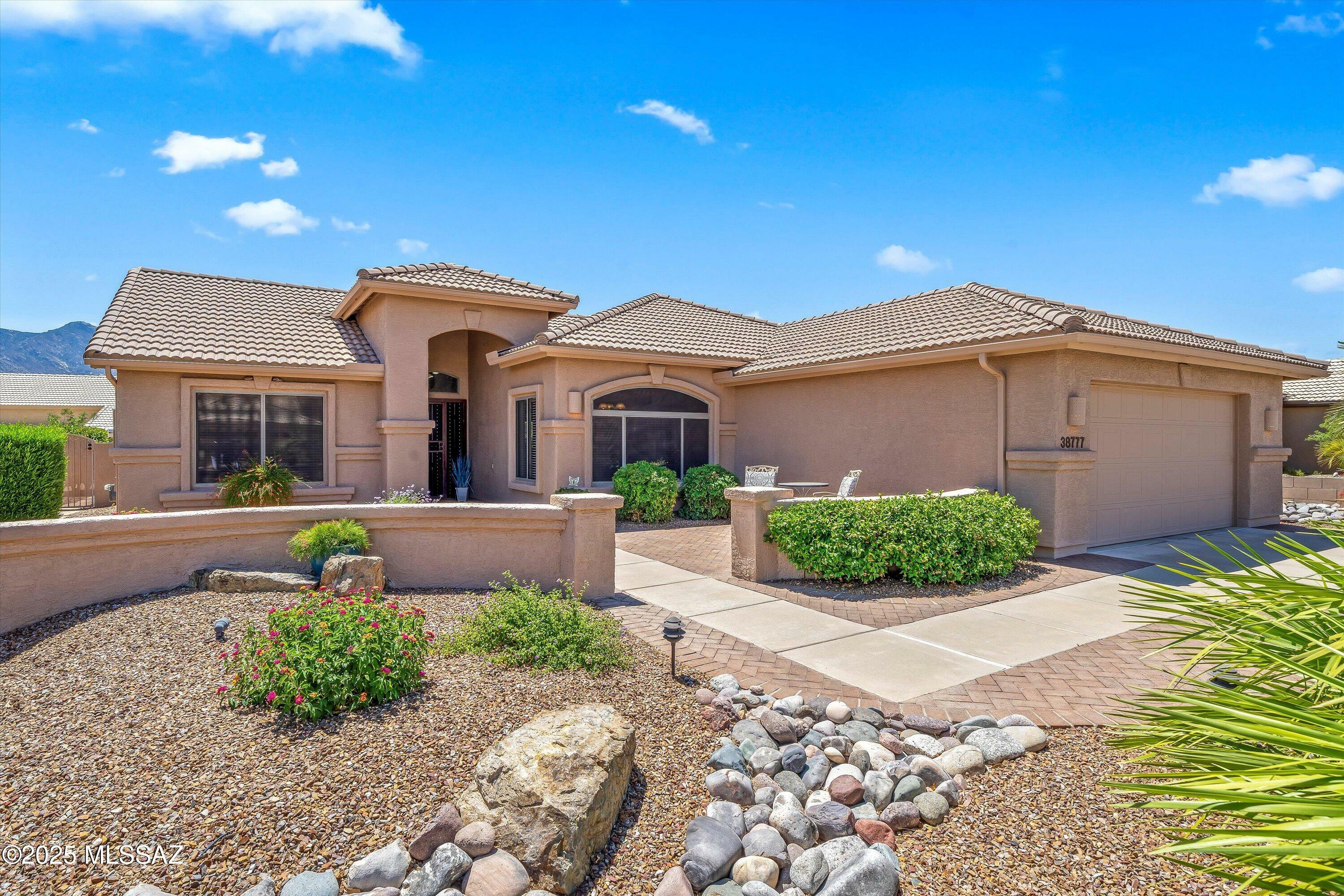 38777 S Starwood Drive  Tucson AZ 85739 photo