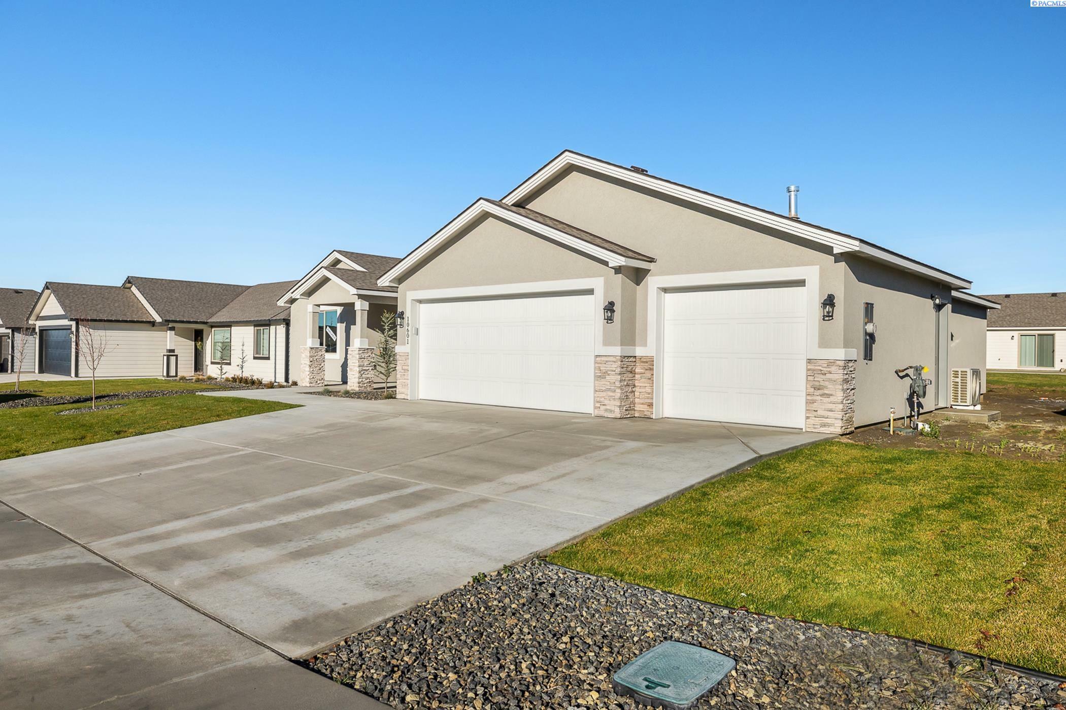 Property Photo: 10601 Coho Dr WA 99301