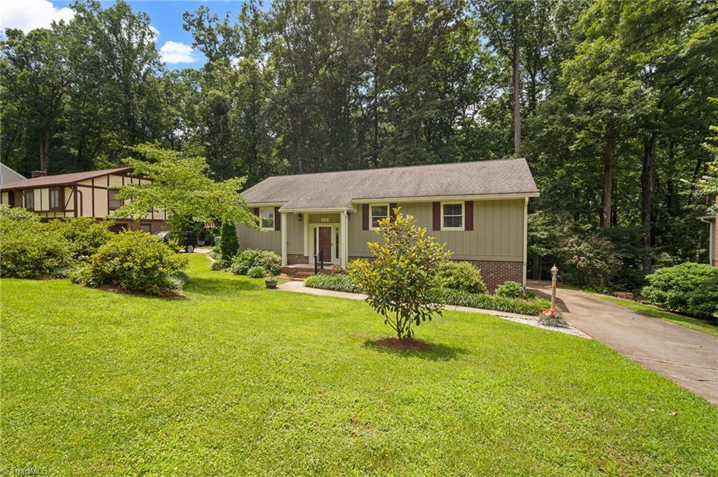 Property Photo:  515 Dogwood Court  NC 27260 