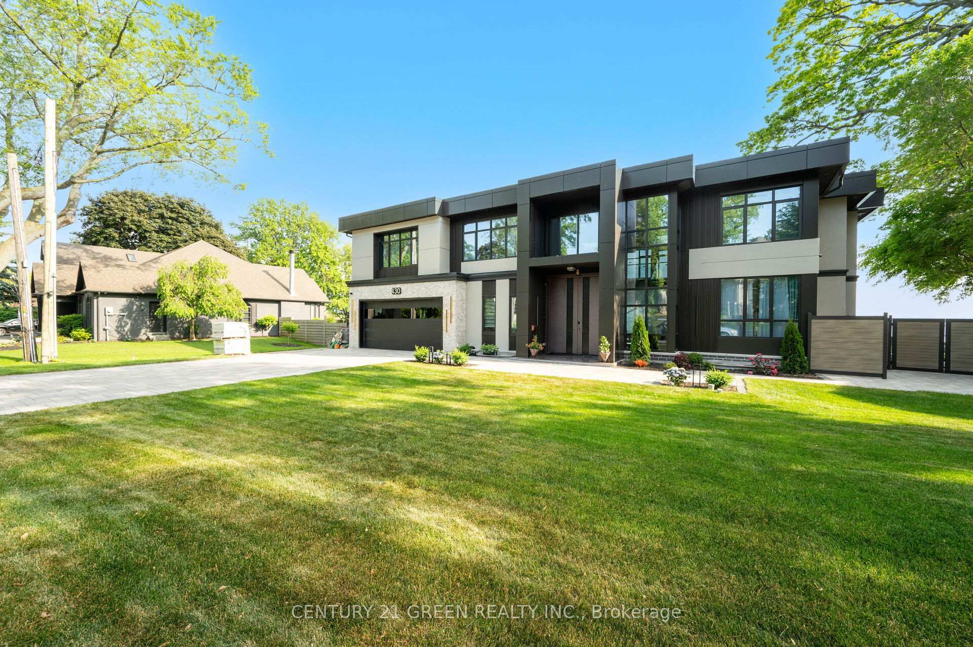 Property Photo: 430 Indian Road ON L7T 3T3
