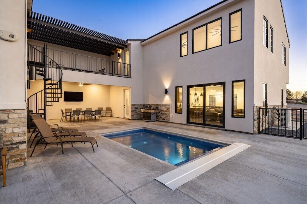 Property Photo:  1460 S Windsor #6  UT 84737 