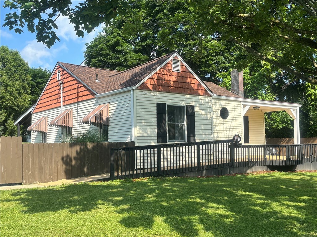Property Photo: 26 Mount View Dr PA 15021