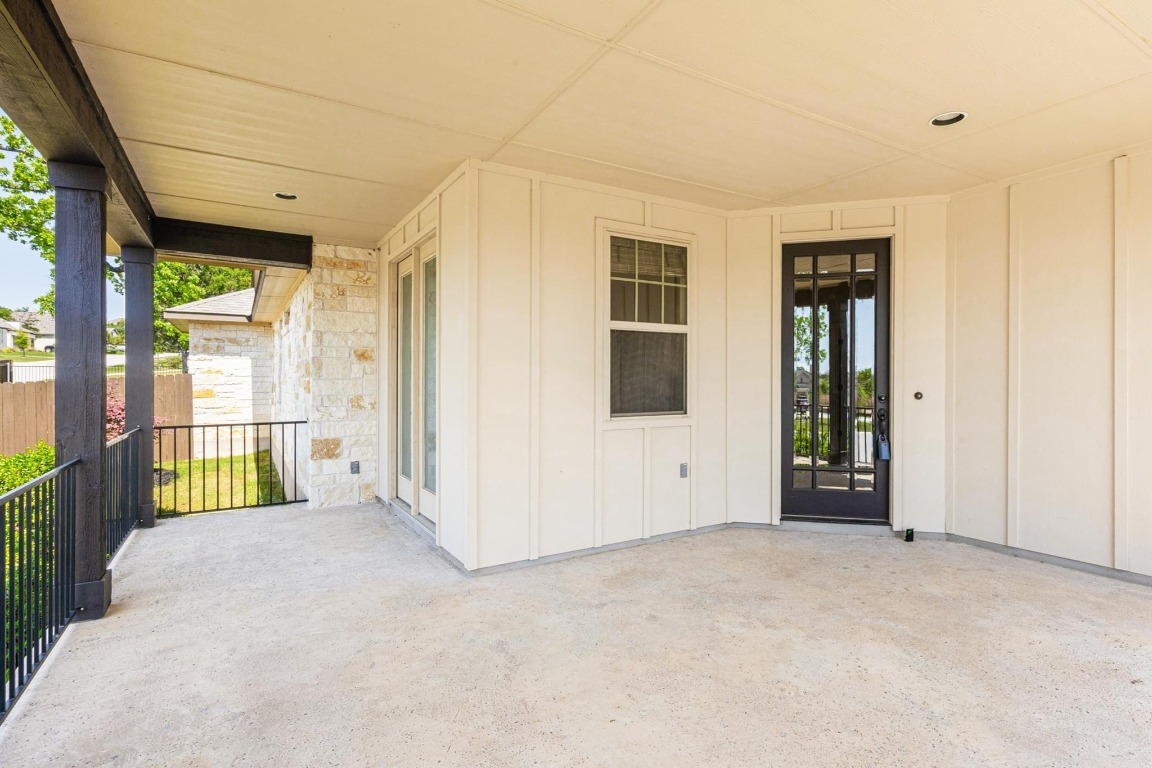 Property Photo:  114 Darst Lane  TX 78602 
