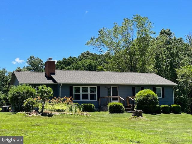Property Photo: 602 Viewtown Road VA 20106