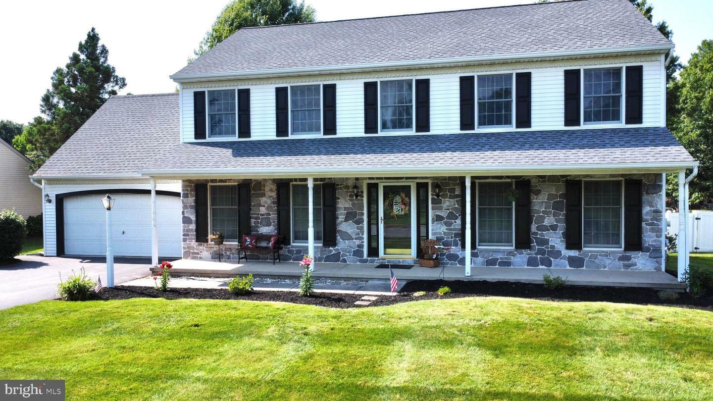 Property Photo: 319 Gold Finch Drive PA 17078