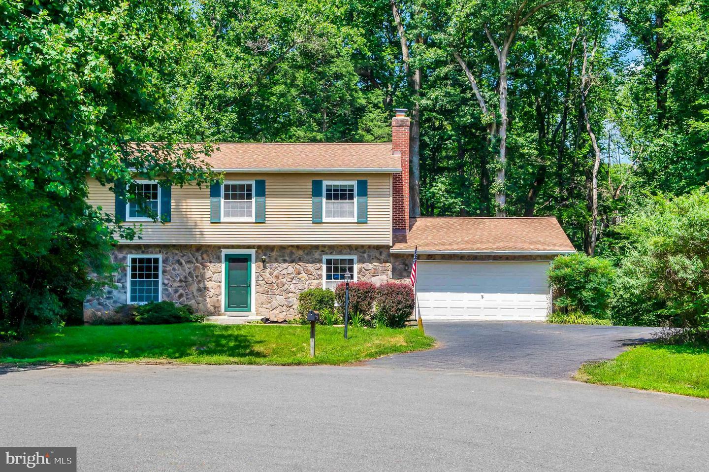 Property Photo:  12651 Peak Court  VA 20112 