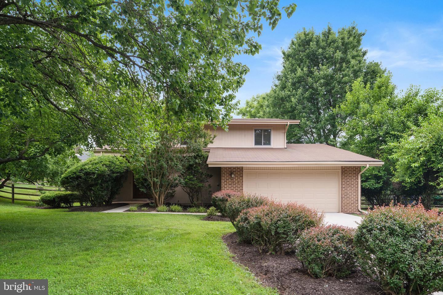 Property Photo:  11141 Broad Green Drive  MD 20854 
