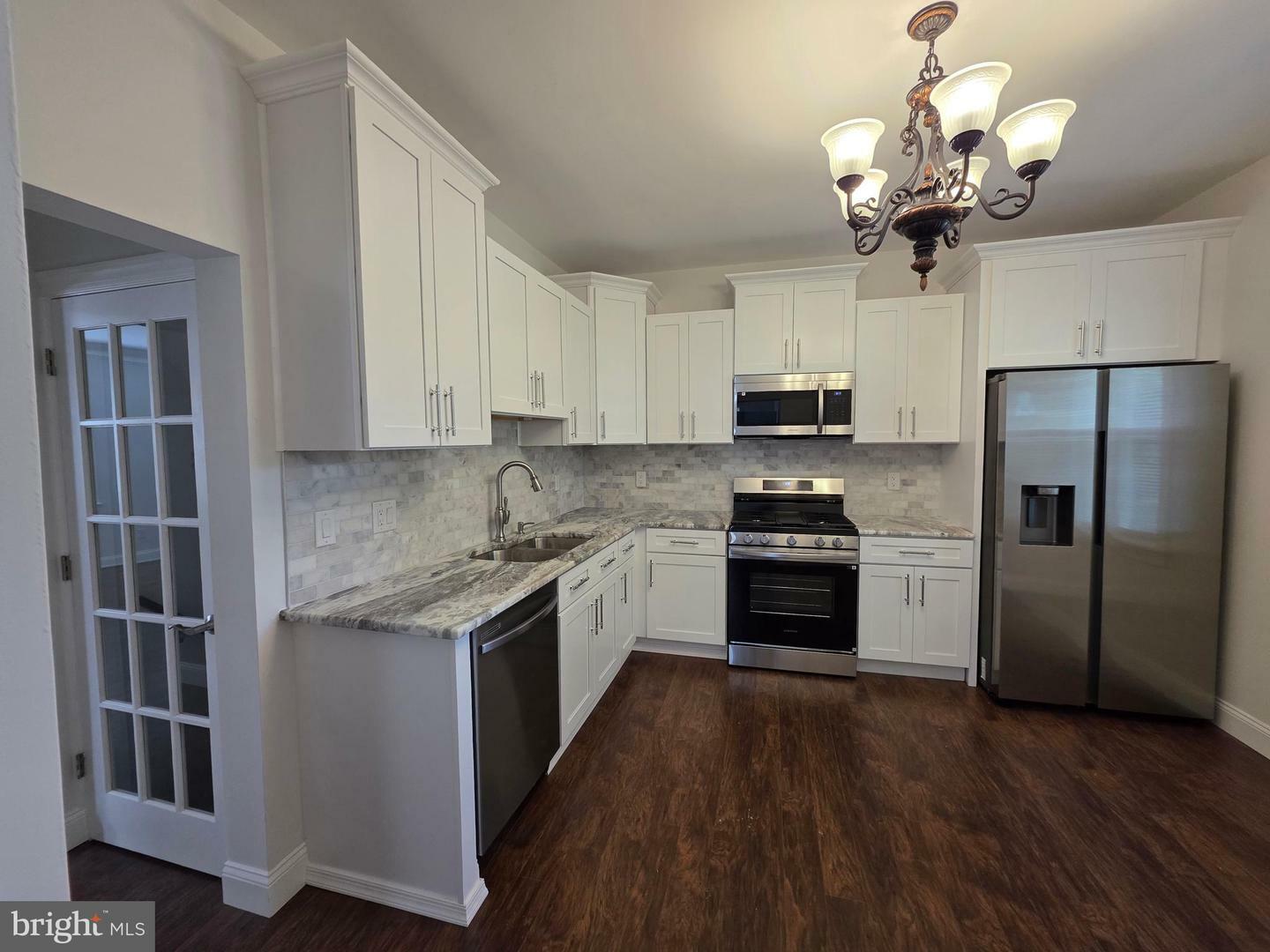 494 W King Street  Philadelphia PA 19144 photo