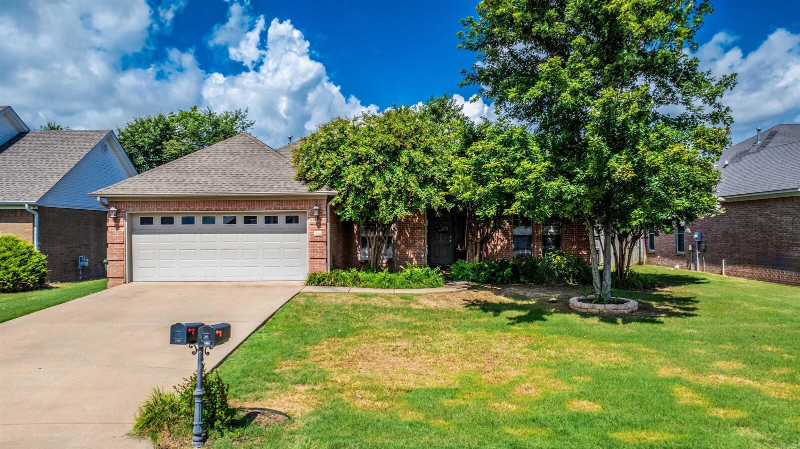 Property Photo:  1695 Gardenia  AR 72034 