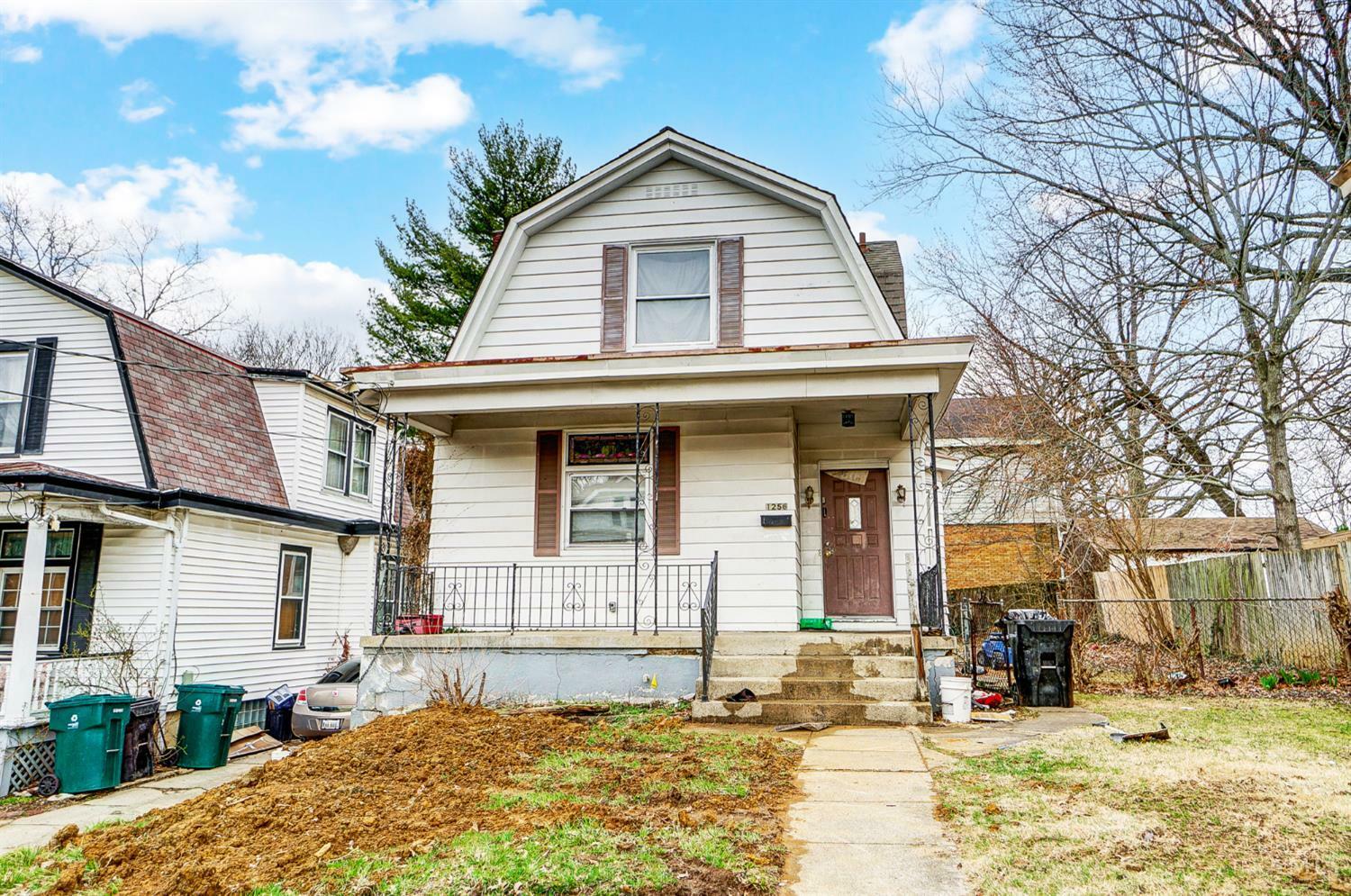 Property Photo: 1256 Ross Avenue OH 45205
