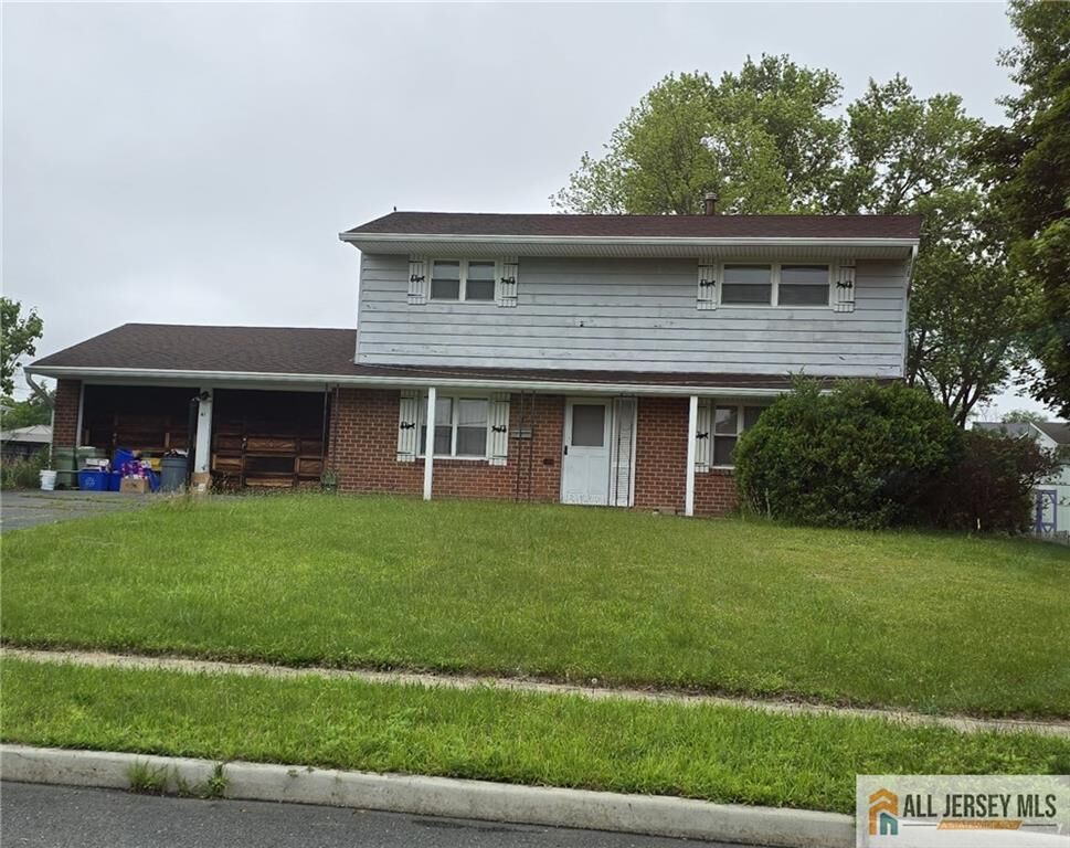 Property Photo:  41 Raleigh Road  NJ 08824 