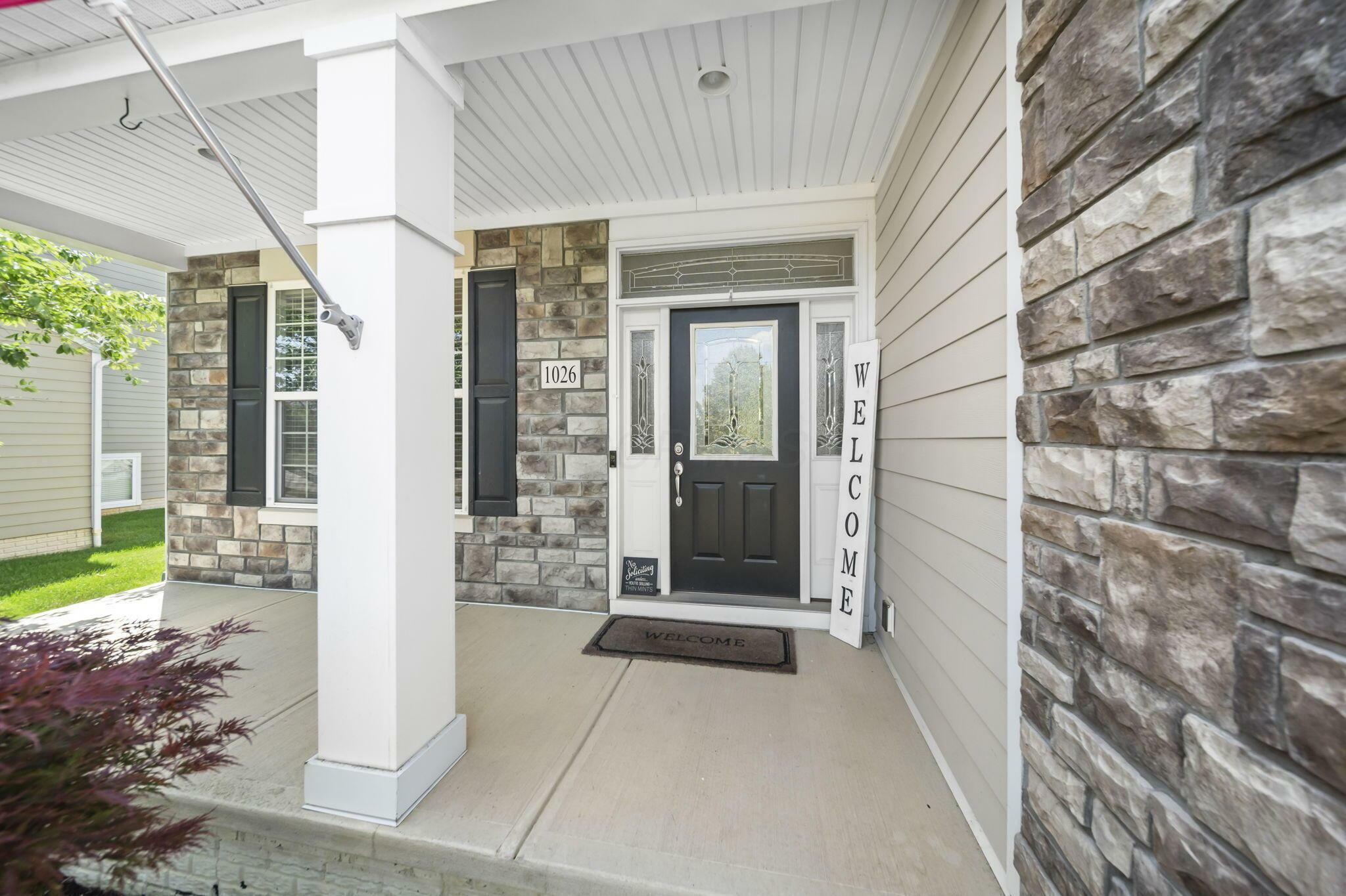 Property Photo: 1026 Balmoral Drive OH 43015