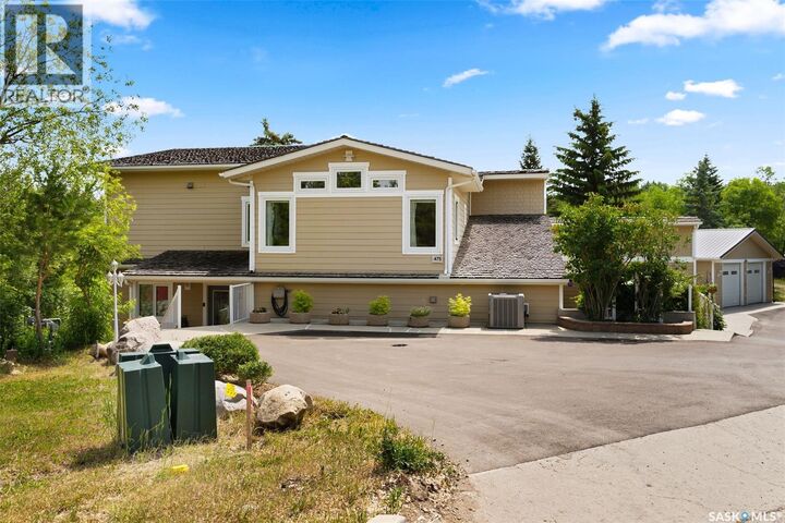 Property Photo: 475 James Street S SK S0G 3C0