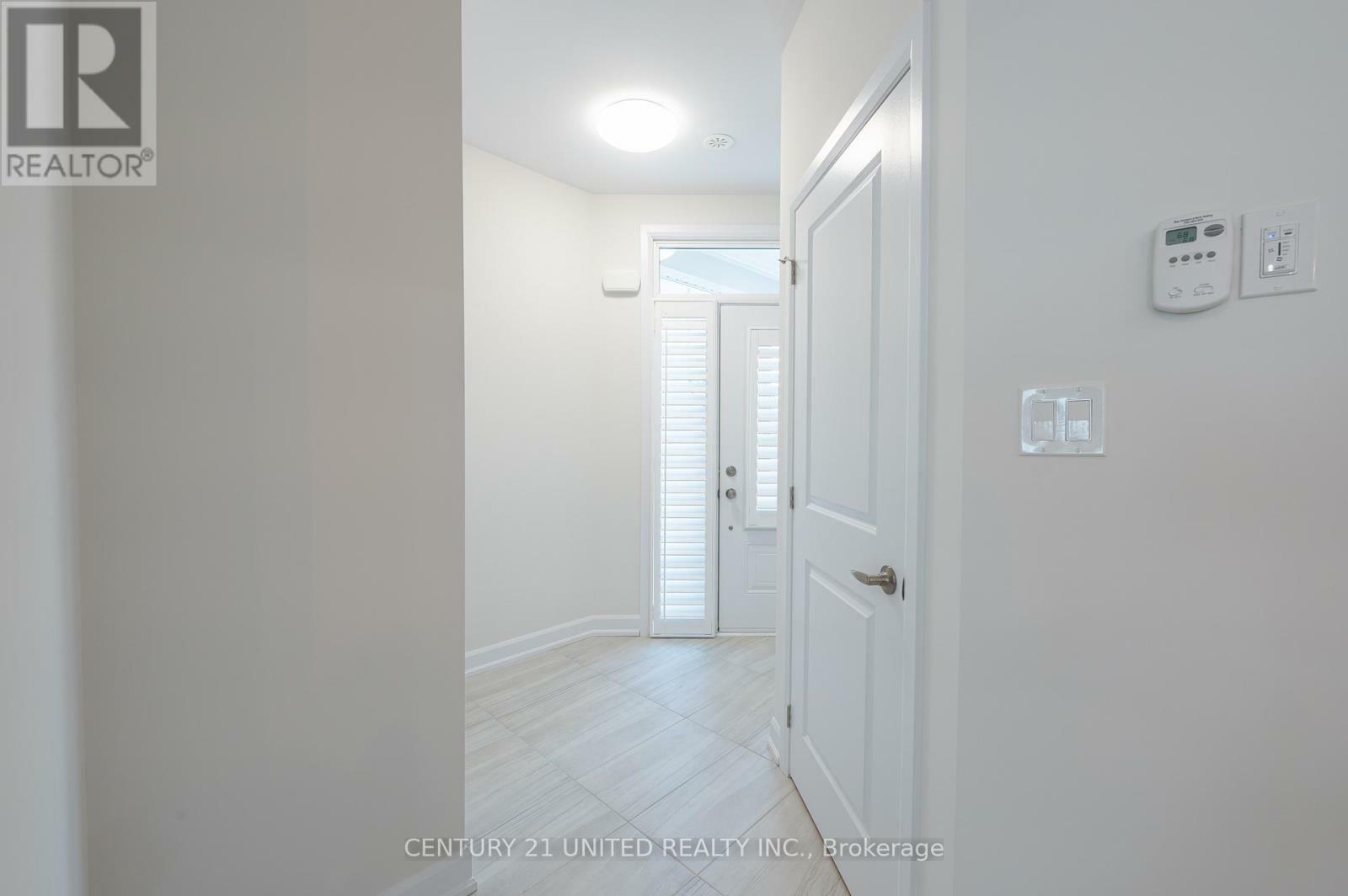 Property Photo: 313 Mullighan Gardens ON K9K 0G3