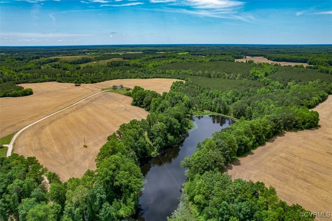 Property Photo: 32082 Sparta Road VA 22514