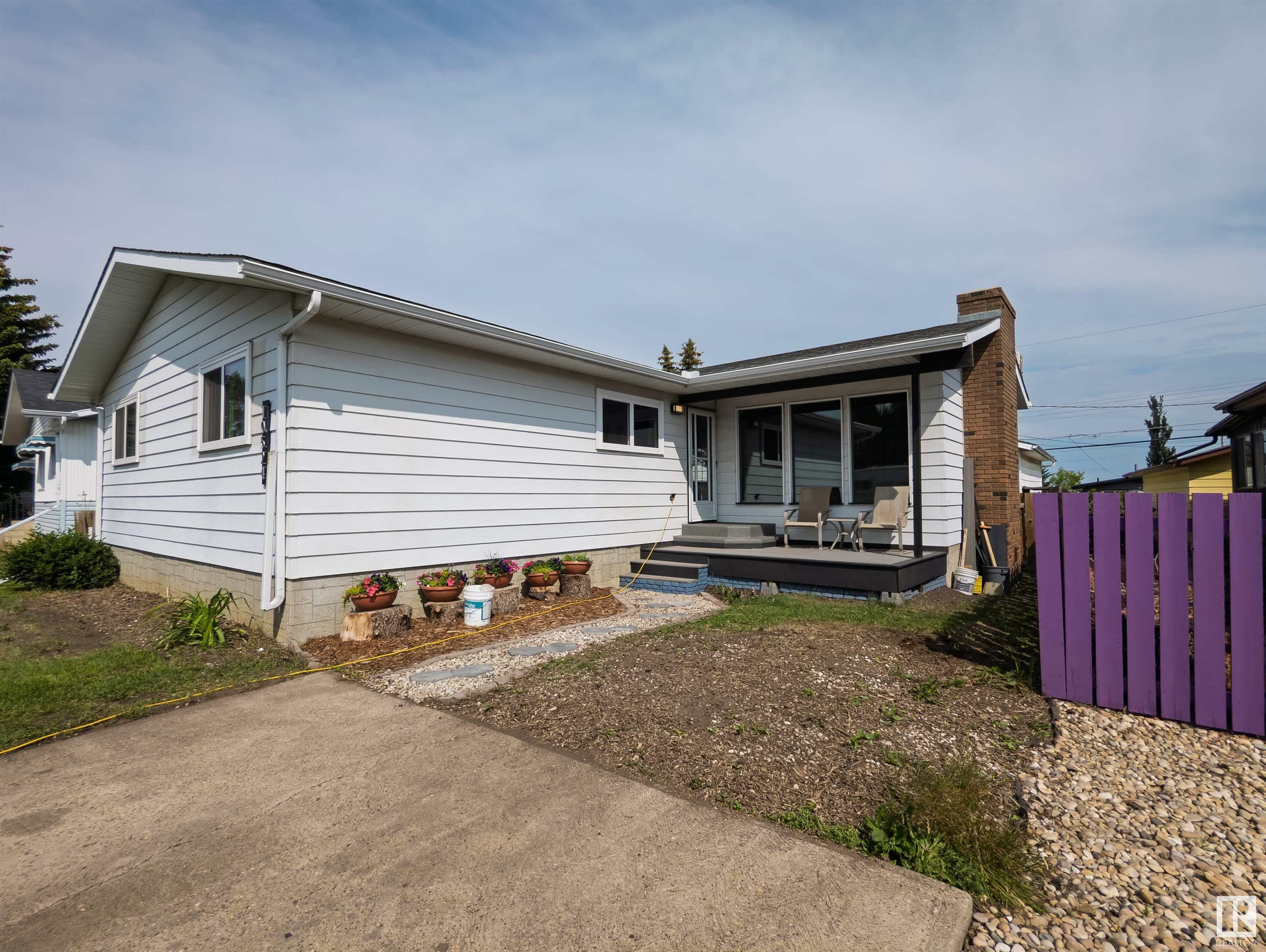 10524 104 Street  Westlock AB T7P 1M1 photo
